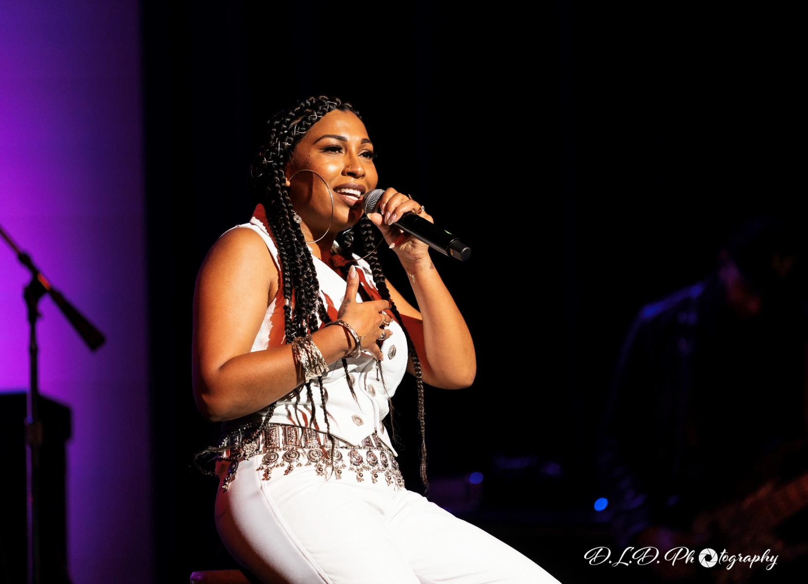 The Real Gospel Spotlight - (GSN) Singer Melanie Fiona finally