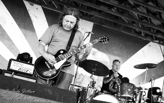 Clutch performing at Earth Rocker