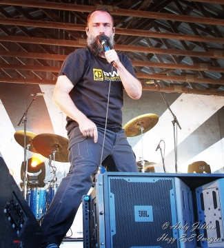 Clutch performing at Earth Rocker