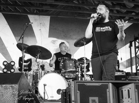 Clutch performing at Earth Rocker