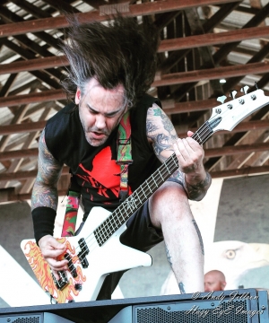 Killswitch Engage at Earth Rocker