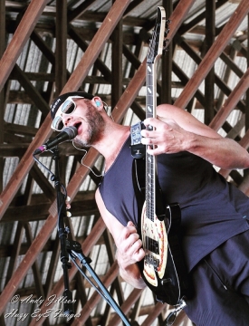 Killswitch Engage at Earth Rocker