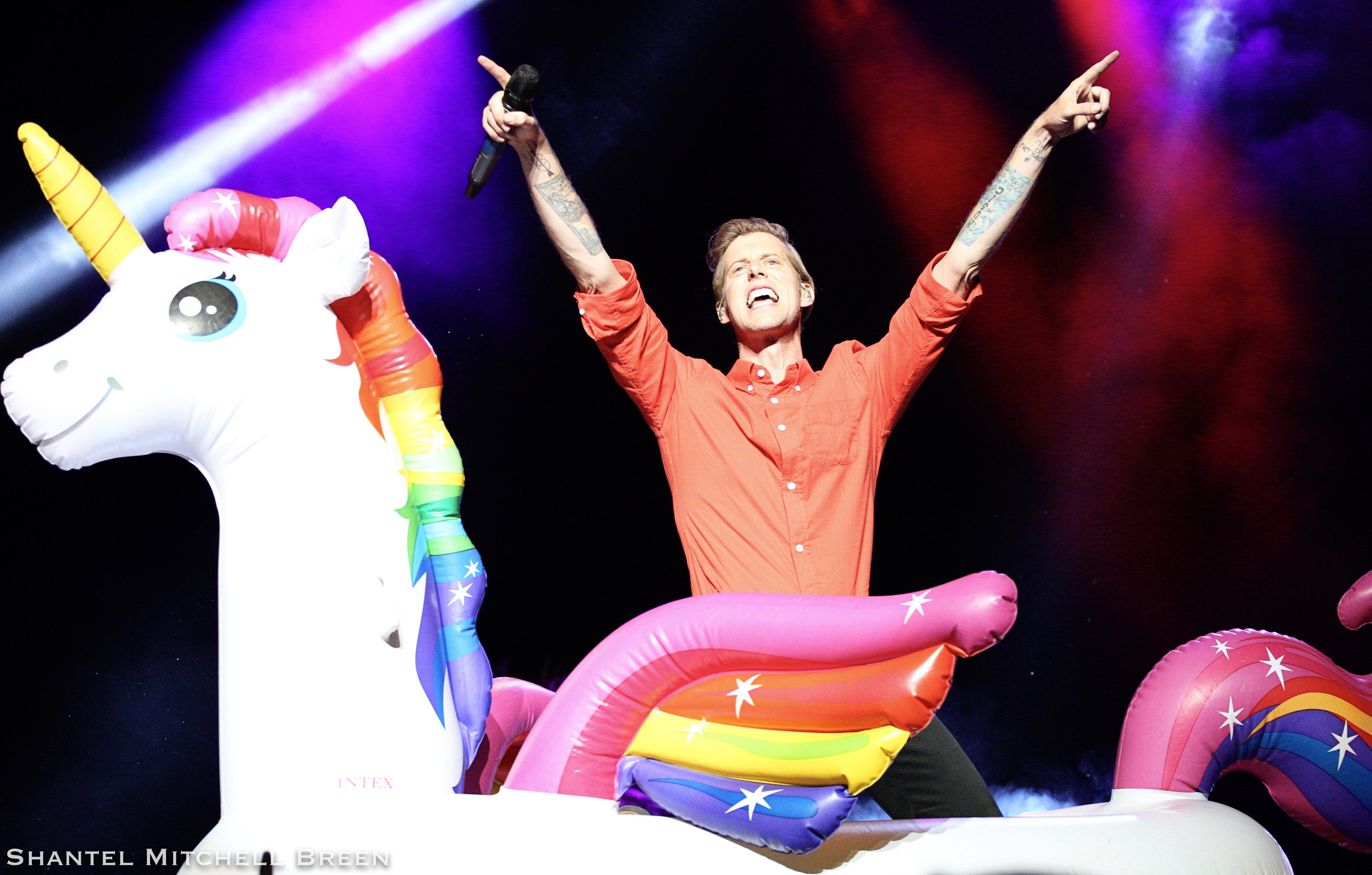 Andrew McMahon In the Wilderness Lights up the Night