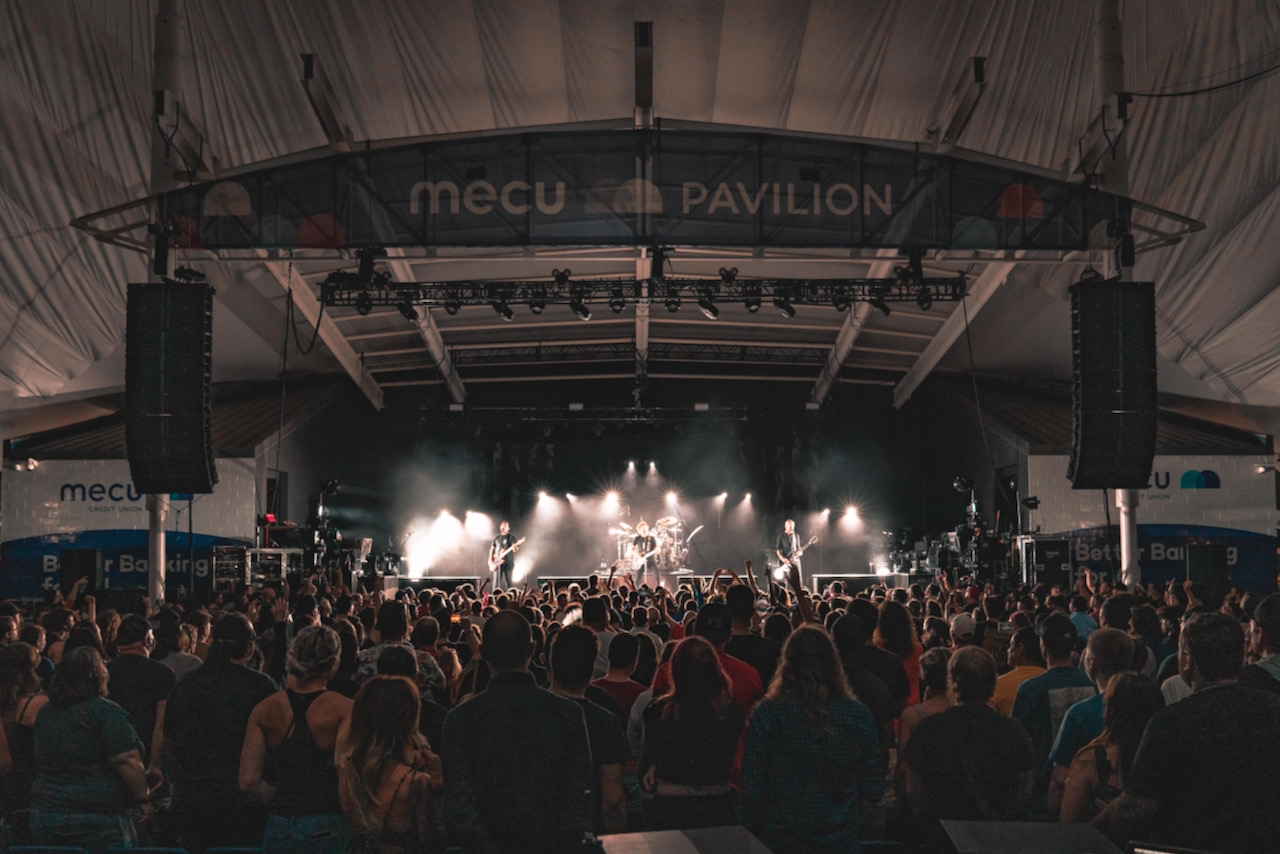 Rise Against Performs at MECU Pavilion