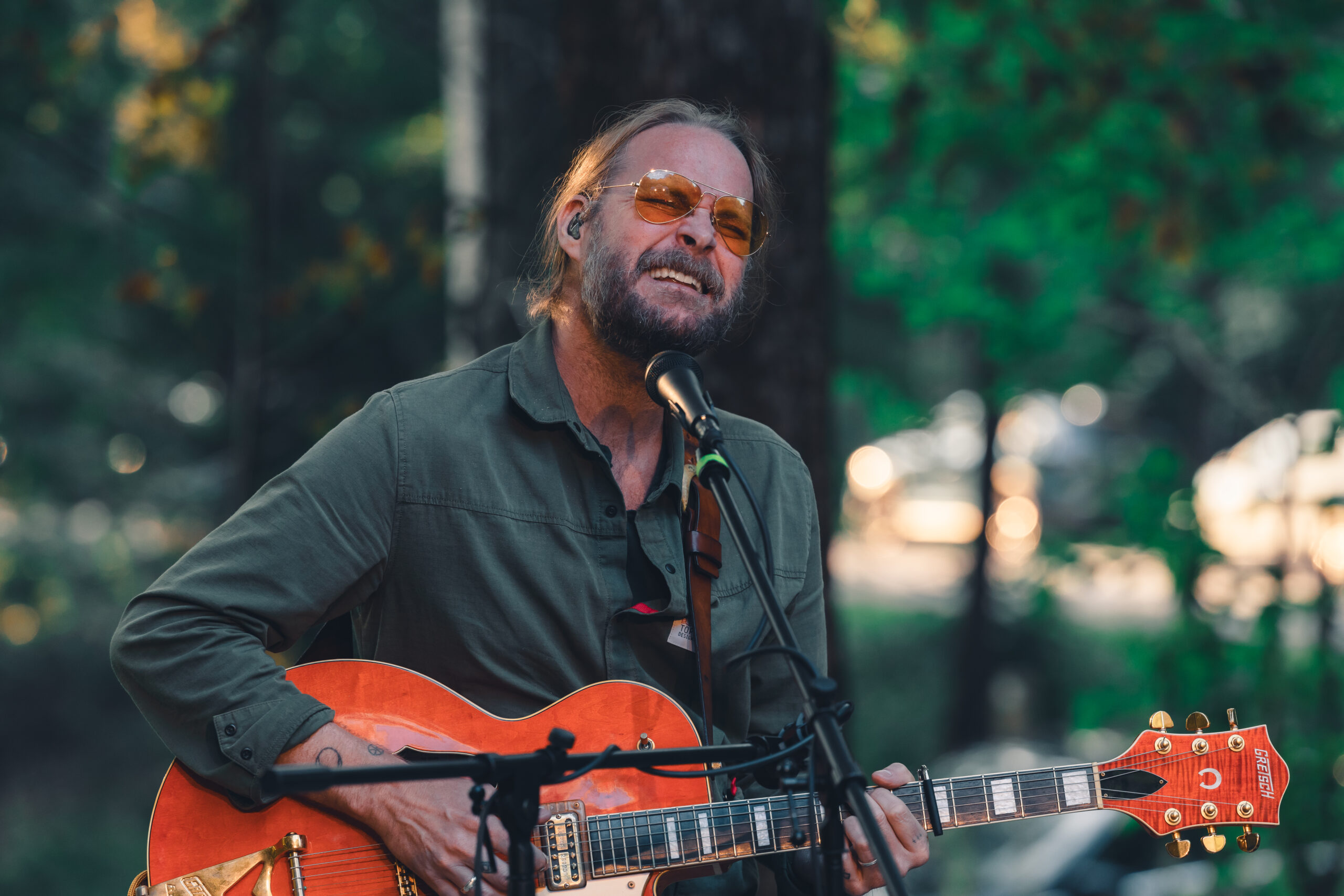 Finding Backyard Sanctuary with Hiss Golden Messenger @ Billsville