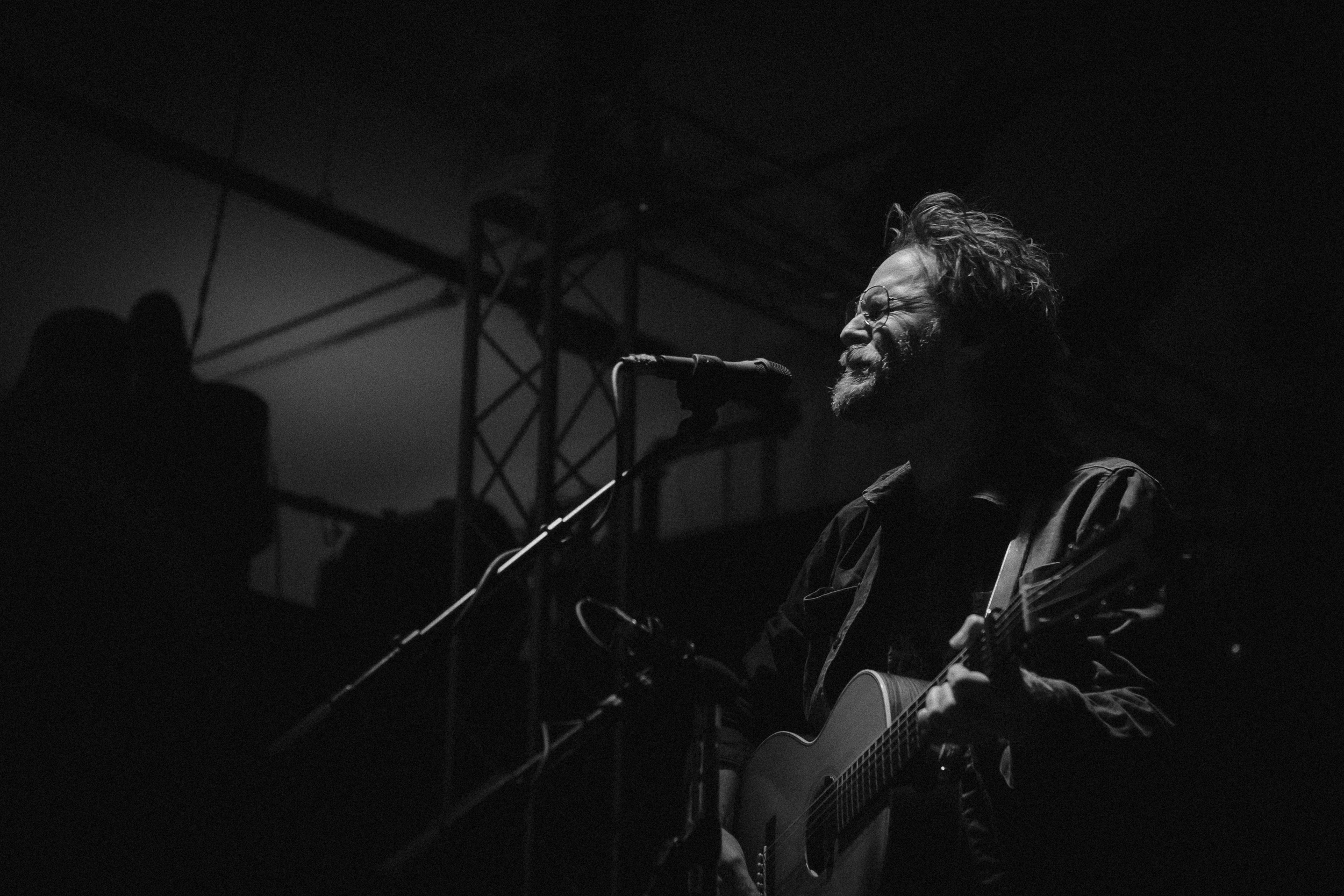 SOLO HISS GOLDEN MESSENGER IN HARRISBURG