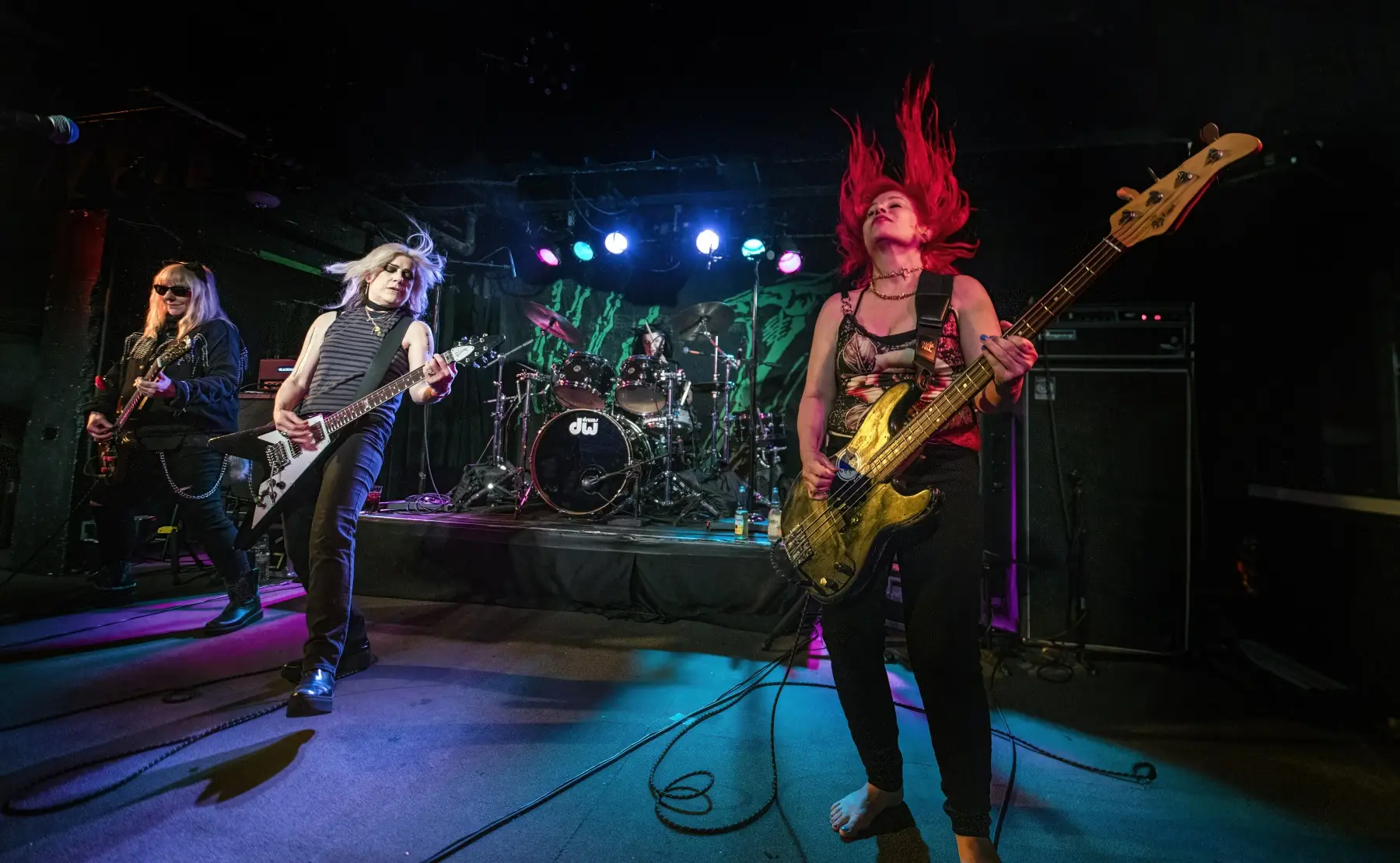 L7 Tear It Up at The Black Cat