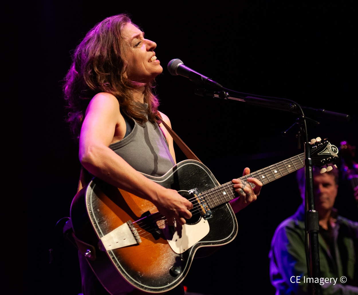 Ani DiFranco Graces Baltimore with her Sonic Spirit: Meyerhoff Symphony Hall – 5/5/26